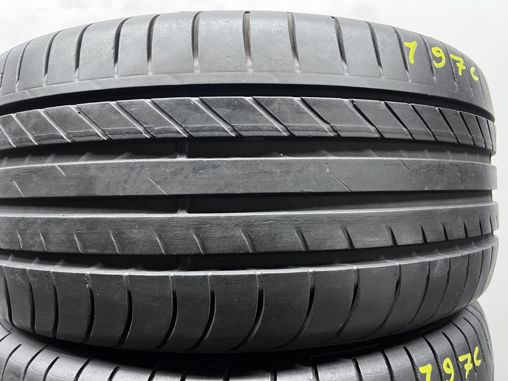 Card img