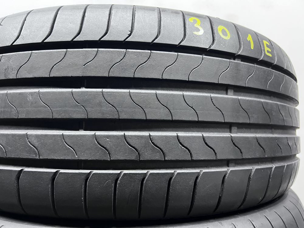 Card img